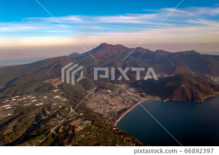 [鳥瞰圖]島原半島雲仙岳島原市立花花灣千ji石海岸 66892397