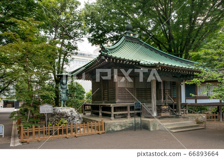 Undongsan Moon Window Temple 66893664