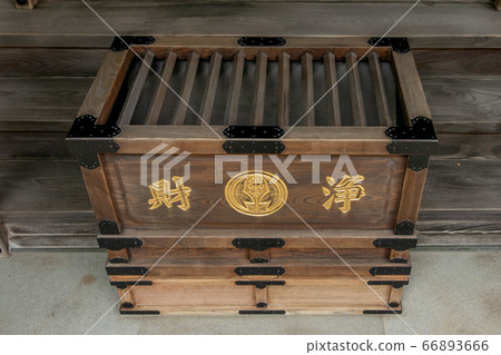 Undongsan Moon Window Temple Undongsan Moon Window Temple 66893666