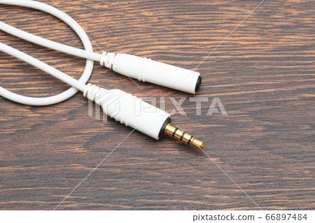 Stereo mini plug (3.5 mm) 4-pole cable 66897484