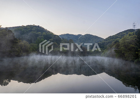 Mist and reflection in Seoryangji Pond Mist and reflection in Seoryangji Pond 66898201