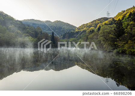 Mist and reflection in Seoryangji Pond Mist and reflection in Seoryangji Pond 66898206