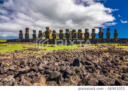 Rear view of Ahu Tongariki moai platform Rear view of Ahu Tongariki moai platform 66901055
