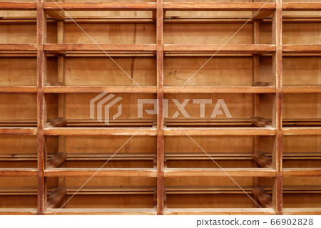 Empty wooden closet 66902828
