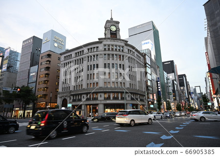 銀座四丁目十字路口（白天） 66905385