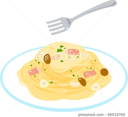 板上的奶油麵食 66918769