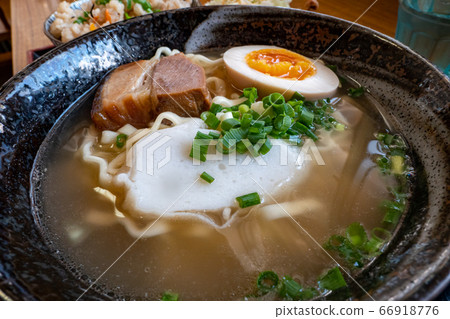 Okinawa Prefecture Tomigusuku City Warai Soba Okinawa Soba Horizontal Position 66918776