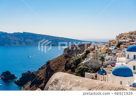 [Greece] World of blue and white Santorini Island (August) 66921926