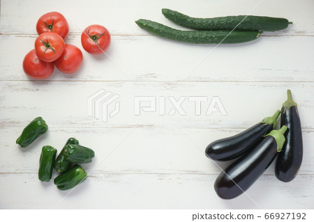 Summer vegetable board Summer vegetable board 66927192