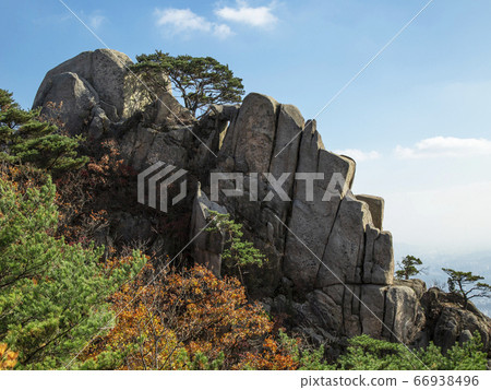 首爾市道峰區道峰洞道峰山秋 首爾市道峰區道峰洞道峰山秋 66938496