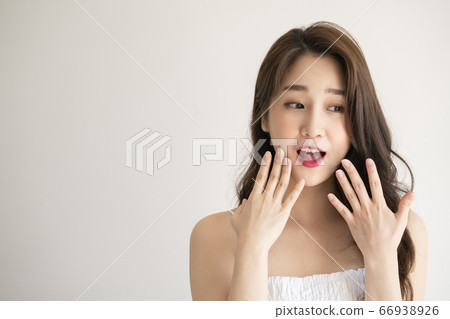 Beauty,woman,white Beauty,woman,white 66938926