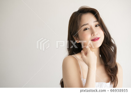 美女,女人,白 美女,女人,白 66938935