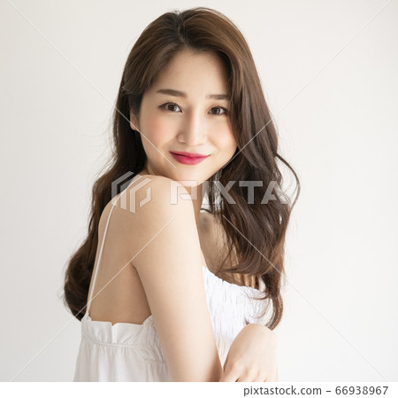 Beauty,woman,white Beauty,woman,white 66938967