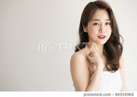 Beauty,woman,white Beauty,woman,white 66938968