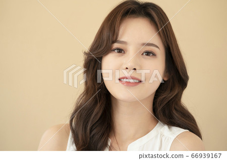 Beauty,woman,brown 66939167