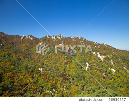 首爾市道峰區道峰洞道峰山的秋天 首爾市道峰區道峰洞道峰山的秋天 66939357