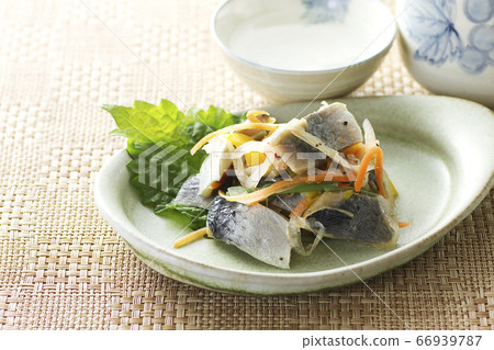 Marinated herring 13 66939787