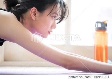 Woman yoga healthy 66941091