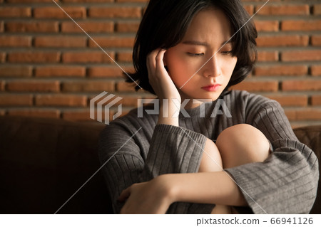 Female Lifestyle Female Lifestyle 66941126