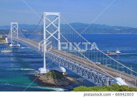 [德島縣兵庫]小鳴門大橋和鳴門海峽 66942803