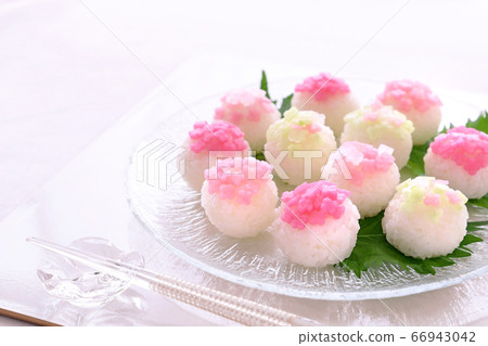 Hydrangea rice ball 66943042