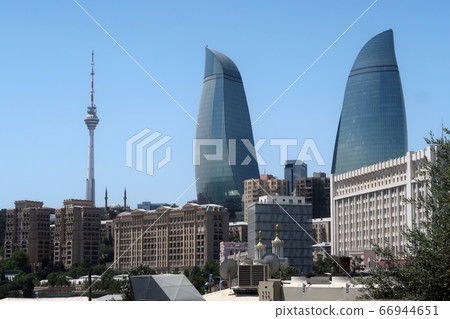 阿塞拜疆巴庫火焰塔和電視塔 阿塞拜疆巴庫火焰塔和電視塔 66944651
