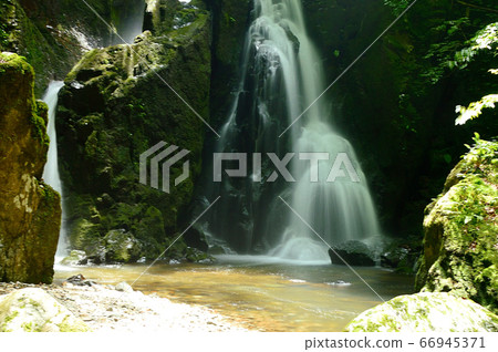 Yamakori Valley, Fudo Waterfall Yamakori Valley, Fudo Waterfall 66945371