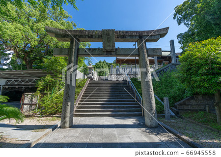 Okada Shrine (Okada Shrine) 1-1 Okada Town, Hachiman Nishi Ward, Kitakyushu City, Fukuoka Prefecture 66945558