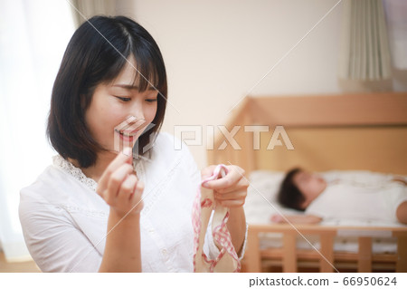 媽媽打領帶 媽媽打領帶 66950624