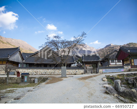 韓國全羅南道海南郡都靈山 韓國全羅南道海南郡都靈山 66950727