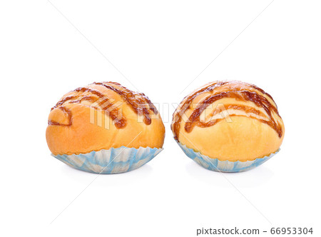 Chocolate bun isolated on white background 66953304