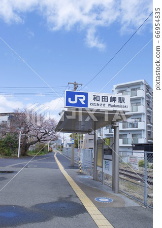 Wada Misaki Station on the Wada Misaki Line (Kobe City, Hyogo Prefecture) 66954835