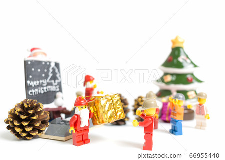 Lego Santa Claus minifigure with Christmas scene Lego Santa Claus minifigure with Christmas scene 66955440