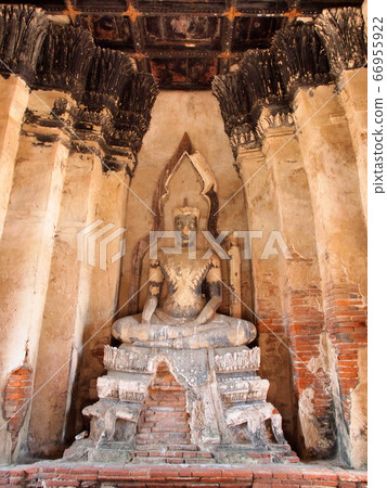 Old Buddha in Ayutthaya, Thailand Old Buddha in Ayutthaya, Thailand 66955922
