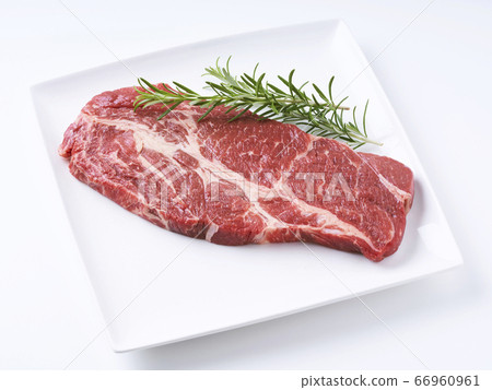 澳洲牛肉肩腰牛排肉 66960961