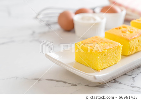 homemade vanilla butter 66961415