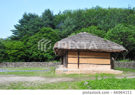 Nongae birthplace Daegok-ri, Janggye-myeon, Jangsu-gun, Jeollabuk-do, Korea 66964151