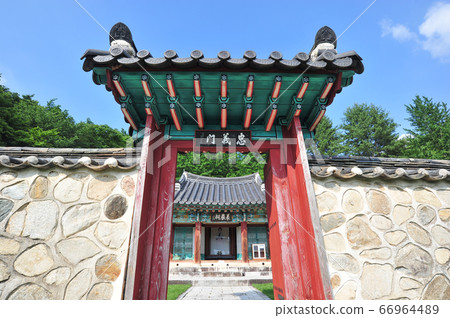 Nongaesadang Uiamsa Temple Jangsu-eup, Jangsu-gun, Jeollabuk-do, Korea 66964489