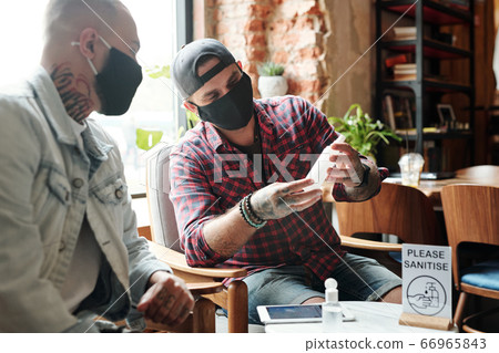 Checking sanitizer Checking sanitizer 66965843