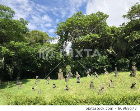 Landscape with stones 66969578