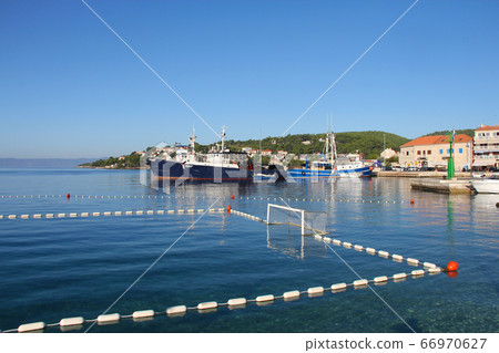 Sumartin town in Croatia 66970627