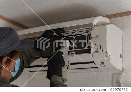 Air conditioner cleaning Air conditioner cleaning 66970752