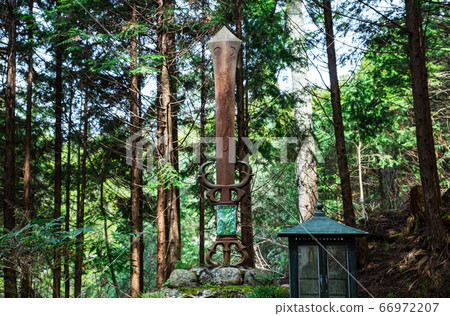 Karinashira Fudoson（奈良吉野郡吉野町吉野山吉野山）從金普泉寺到大腦天神的途中 66972207