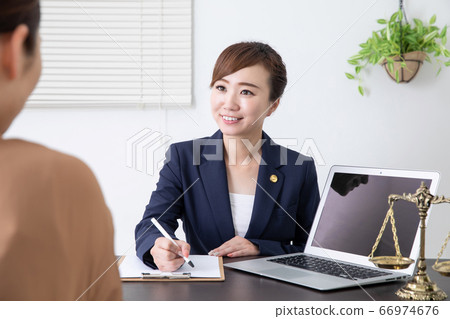 female lawyer 66974676