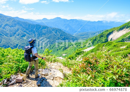 Early summer climbing Mt. Amashika (Otani Onsen course): Looking towards Togakushi from the trail 66974878