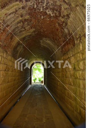 Registered tangible cultural property arch bridge 66975025