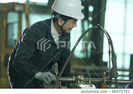 Business,men,factory 66975781