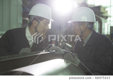 商業,男人,工廠 商業,男人,工廠 66975835