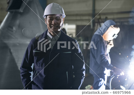 Business,man,night shift 66975966
