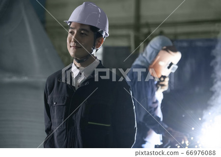 Business,man,night shift 66976088